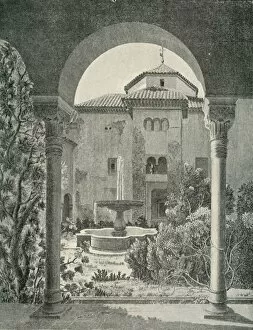Alhambra Granada Collection: The Garden of Lindaraja. 19th century, (1907). Creator: Unknown
