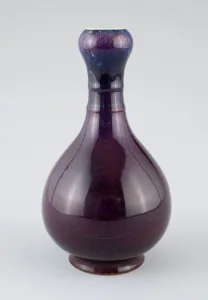 Glazed Gallery: Garlic-Head Vase, Qing dynasty (1644-1911). Creator: Unknown
