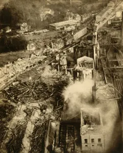 Industrial Accident Prints: Gas explosion at Neunkirchen, Saarland, Germany, February 1933. Creator: Unknown