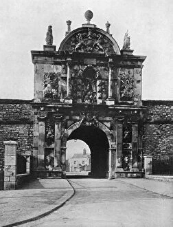 Images Dated 13th June 2008: Gate of the Citadel, Plymouth, Devon, 1924-1926