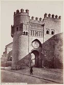 Juan Laurent Prints: Gate of the Sun, Toledo, Spain, between 1875 and 1892. Creator: Juan Laurent