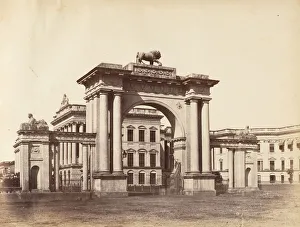 Calcutta Prints: Gateway to Government House, Calcutta, 1850s. Creator: Captain R. B. Hill