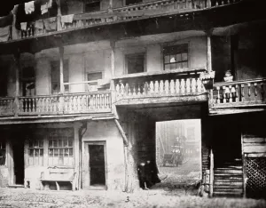 Gateway to the Oxford Arms Inn, Warwick Lane, from the courtyard, City of London, 1875
