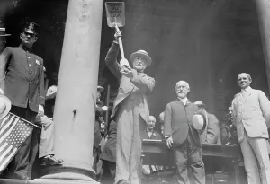 City Hall Prints: Gaynor [and] Schiff, 1913. Creator: Bain News Service