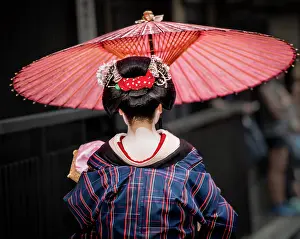Geisha Prints: Geisha Going to Work (A). Creator: Dorte Verner