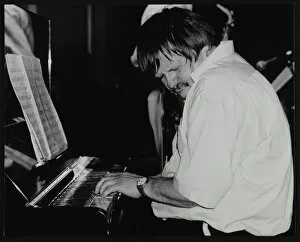Hertfordshire Gallery: Geoff Eales playing the piano at The Fairway, Welwyn Garden City, Hertfordshire, 11 March 2001