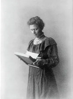 Photographic Prints 1890 1910 Gmgpc Prints: Georgiana Stebbins, between c1890 and c1910. Creator: Frances Benjamin Johnston