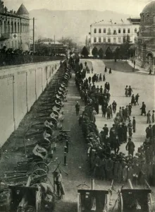 German guns captured by the Russian army, First World War, c1915, (c1920). Creator: Unknown German guns captured by the Russian army, First World War, c1915, (c1920). Creator: Unknown