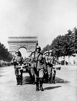 Avenue Des Champs Elysees Gallery: German military parade along the Champs Elysees during the occupation, Paris, 1940-1944