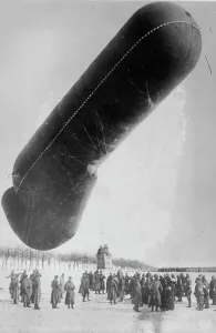 Intelligence Prints: German observation balloon, between 1914 and c1915. Creator: Bain News Service