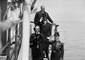 Taft William Howard Prints: German Squadron Visit To U.S. President Taft And Party Leaving Mayflower'