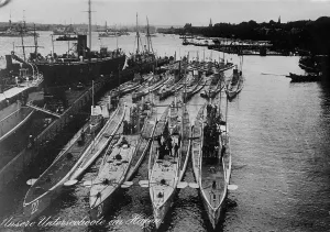 Submarine Prints: German Submarines in harbor, between c1914 and c1915. Creator: Bain News Service