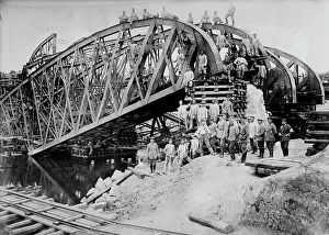 Rebuilding Prints: Germans rebuild bridge at Lemberg, between 1914 and c1915. Creator: Bain News Service