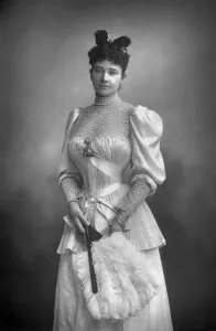Gertrude Elizabeth Blood, Lady Colin Campbell (1857-1911), journalist and socialite, 1893. Artist: W&D Downey