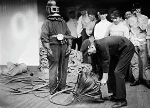 Pump Prints: Getting ready for fire KAISER WILHELM the 2nd