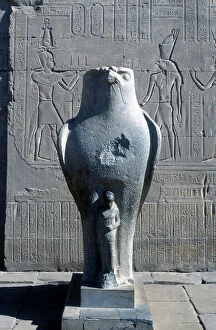 Giant statue of the Ancient Egyptian falcon-headed god Horus, Edfu, Egypt