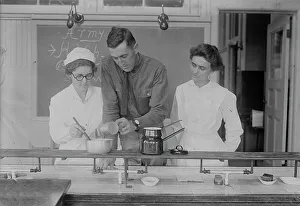 Lesson Prints: Gladys Kierstead, Emma Hanks [i.e. Hanko], 13 Aug 1917. Creator: Bain News Service