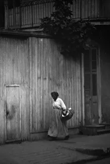 Going to market, New Orleans, between 1920 and 1926. Creator: Arnold Genthe
