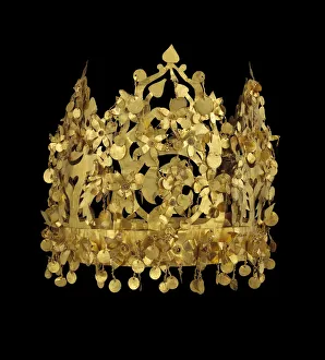 Fashion Accessories Collection: Gold crown from Tillya Tepe, 1st century
