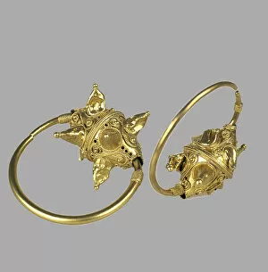 Ancient Russian Art Gallery: Gold pendant (Kolt), 11th-12th century. Artist: Ancient Russian Art