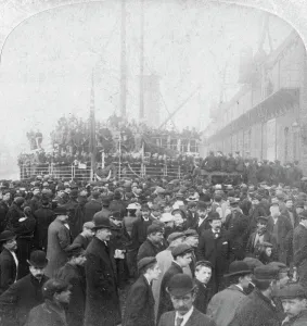 Gordon Highlanders embarking for South Africa, Liverpool, Lancashire, 1899. Artist: Underwood & Underwood