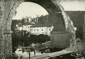 Friuli Venezia Giulia Prints: Beyond Goritza - The Italian Advance on Trieste, (1919). Creator: Unknown