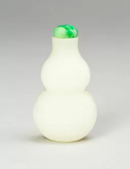 Qing Dynasty Collection: Gourd-Shaped Snuff Bottle, Qing dynasty (1644-1911), 1740-1800. Creator: Unknown