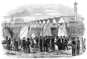 Sightseeing Prints: The Grand Naval Review, at Spithead: Excursionists going to View the Fleet - scene on the Hard