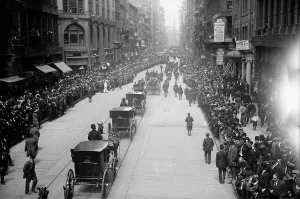 April Prints: Grant funeral, 1912. Creator: Bain News Service