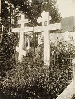Images Dated 16th March 2010: Graves in the cemetery of the Novodevichy (New Maidens ) Convent, Moscow, Russia, 1929