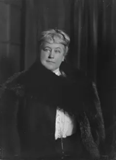 Gray, Horace, Mrs. portrait photograph, 1916 Jan. 13. Creator: Arnold Genthe
