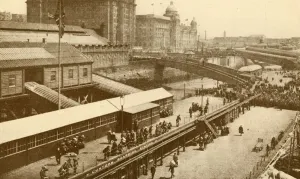 Golding Prints: The Great Floating Landing-Stage at Liverpool, c1930. Creator: Unknown