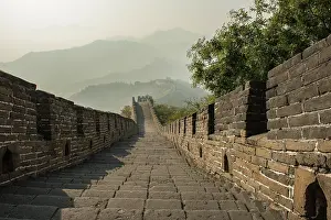 Vanishing Point Prints: The Great Wall. Creator: Dorte Verner