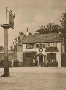 Putney Collection: The Green Man at Putney Heath, c1935. Creator: Unknown