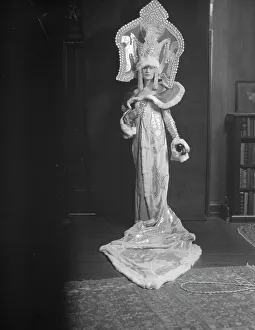 Greenwich Village follies, 1920 Sept. 8. Creator: Arnold Genthe