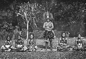Samoa Gallery: A group of Samoan dancing women in full costume, 1902