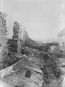 Oise Picardy France Prints: Guiscard, 28 Mar 1918. Creator: Bain News Service