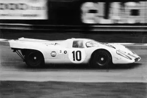 Streamlined Prints: Gulf Porsche 917 in action, c1970-c1971