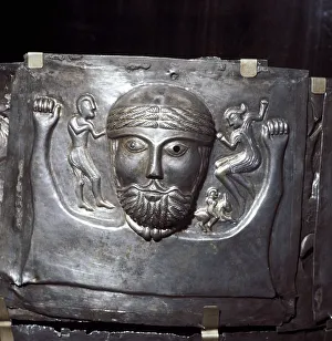 Gundestrup Cauldron, Celtic God holding two men, Danish, c100 BC Gundestrup Cauldron, Celtic God holding two men, Danish, c100 BC