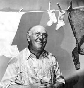 Cheerful Gallery: Guy Kibbee, American stage and film actor, 1934-1935