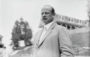 Rower Prints: Guy Nickalls, 1914. Creator: Bain News Service
