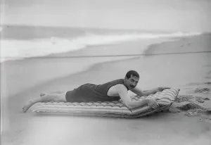 Mattress Prints: H. Cutting, between c1910 and c1915. Creator: Bain News Service