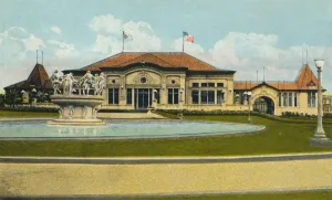 Marianao Prints: Habana: Casino De La Playa. The National Casino at Marianao, c1910
