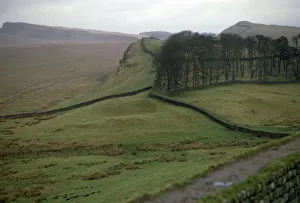 Hadrians Wall from Housesteads Fort in Northumberland, 2nd century Hadrians Wall from Housesteads Fort in Northumberland, 2nd century