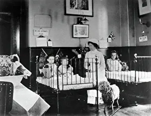 Employee Prints: Hahnemann Hospital and Homeopathic Dispensaries