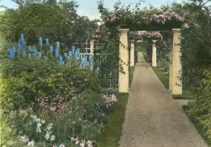 Landscaped Prints: Hammersmith Farm, Hugh Dudley Auchincloss house