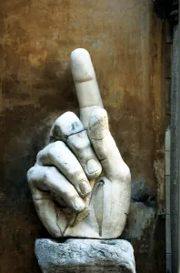 Hand of Constantine, sculpture