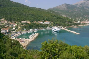 Breakwater Prints: Harbour of Poros, Kefalonia, Greece