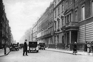 Cars Collection: Harley Street, London, 1926-1927. Artist: Whiffin