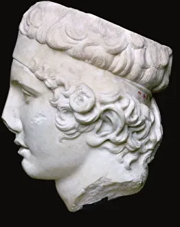Head of the Diadumenos, 5th century BC